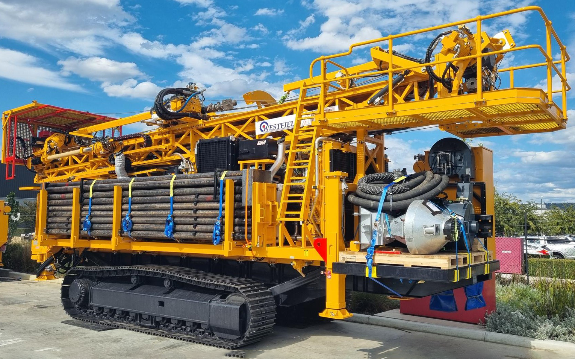 Multipurpose RC and diamond drilling rig